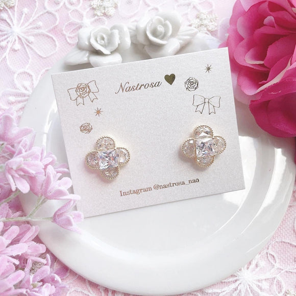 twinkle clover pierce