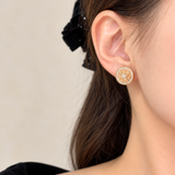 【10/10(土)21時発売】カメリアボタンイヤリング/ピアス